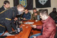 "Правый Сектор" в Закарпатье: рэкет, грабежи, изнасилования.