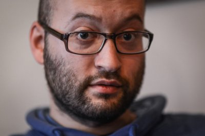 Как легко и просто перевоспитать корреспондентов "Дождя" и "Эхо Москвы"