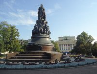 ПСы (правый сектор) хотят снести памятник Екатерине Великой в Одессе