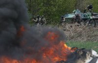 Бандформирования Коломойского атаковали военнослужащих отказавшихся стрелять по мирным жителям. ДОПОЛНЯЕТСЯ