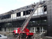 В Донецке сгорела центральная хоккейная арена клуба "Донбасс"