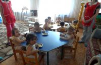 Репортаж из детского дома в Краматорске: хунта лжет о его захвате ополченцами, делая пиар на горе своих жертв