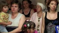 Посмотреть на беженцев