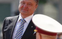 Порошенко: в течение дня на Украине "начнет действовать мирный план"