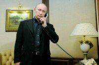Путин заявил о необходимости обеспечить безопасность прессы на Украине