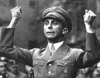 Вернуть Крым можно только путем деморализации и развала РФ, для чего нужна пропаганда (мнение врага, видео)