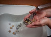 "Спасибо" новой власти. В КГГА допускают новый рост тарифов на водоснабжение еще на 3-7%