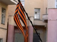 Против украинских милиционеров возбудили уголовное дело за георгиевскую ленточку