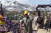 США обогнали РФ и Саудовскую Аравию по добыче нефти