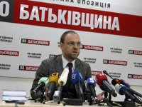 Адвокат Тимошенко под шумок торгует органами украинских солдат