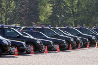 Медведев ввел запрет на госзакупку иномарок