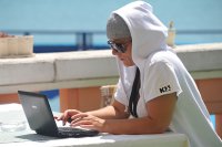 Очередной облом у скачущих. Wi-Fi раздавать по паспортам не будут