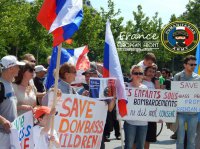 В Париже прошла акция в поддержку жителей юго-востока Украины