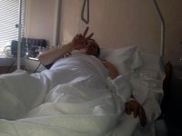 Подстреленный командир «Донбасса» пугает медсестер