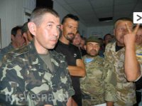 Трусы или герои? В Винницу вернулись 75 «защитников Новоазовска»