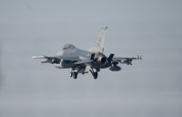 ВВС США нанесли удар по позициям боевиков "Исламского государства" на севере Ирака