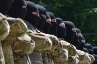 Американский журнал: Ополченцы на Украине борются с неонацистами