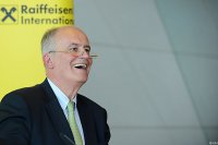 Ведущие банкиры мира призвали срочно отменить санкции против РФ