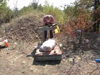 Более тонны ампутированных конечностей нашли в Запорожской области (видео 18+)