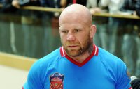 Американский боец Джефф Монсон отправит деньги в помощь жителям Донбасса