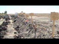 Лики войны: подворье луганского морга и могилы украинских вояк около Луганского аэропорта (Видео 18+)