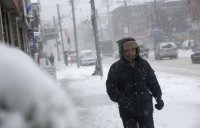 В канадском Калгари из-за снегопада около 30 тыс. потребителей остались без электроэнергии