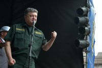 Несмотря на обещание вернуть Украине Крым, Порошенко продаёт там свой завод