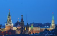 Кремль: Порошенко стал понимать, что война не нужна, но "партия войны" на Украине сильна