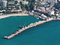 Лайнер с немецкими туристами прибыл в Крым, проигнорировав санкции ЕС