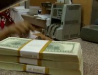 Доллар в обменниках подскочил до 15 грн./долл