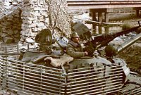 Кому война, а кому и