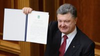 Порошенко во Львове пообещал вернуть Крым и отстроить Донбасс