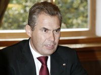 Астахов: власти Норвегии отобрали у россиян ребенка из-за вырванного молочного зуба