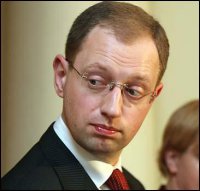 Конфуз: Reuters уверено, что у Яценюка имя — Мышьяк