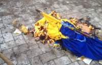 Прокурор в Луганской области отказался карать за растоптанный желто-синий флаг