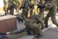 Как каратели Коломойского штурмуют заводы его конкурентов