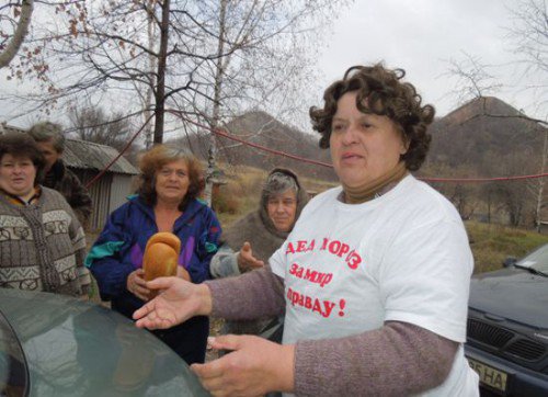 Волонтер Людмила Ежунова (Дед Мороз) о преступлениях Украины и о войне на Донбассе