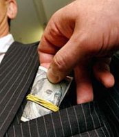 Украина продолжает оставаться самой коррумпированной в Европе