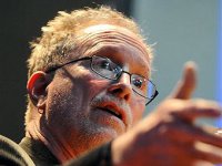 Бывший наставник Обамы назвал США террористической нацией