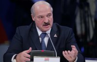 Лукашенко поставил задачу перейти к торговле с Россией в долларах или евро