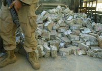 Из- Польши идёт "чёрный нал" для свержения Порошенко