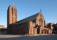 «Закат Европы»: церкви - на продажу под супермаркеты, бары и катки