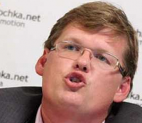 Хотите получать пенсии? Помогите украинским войскам!  Министр соцполитики Украины - старикам Донбасса