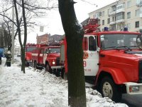 В Харькове неизвестные в балаклавах забросали офис всеукраинской газеты коктейлями Молотова