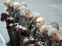 Украинские призывники приобретают статус церковнослужителя, чтобы не служить