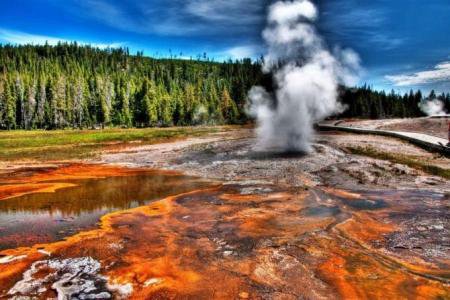 Профессор МГУ утверждает: Йеллоустон и вправду вот-вот бахнет
