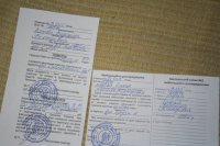 В Волынской обл. со стола главы одного из сельсоветов женщины похитили около 30 повесток