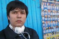 В Херсоне студент наплевал на плакат Небесной сотни