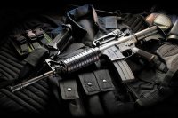 Опрос: Россияне считают, что поставки американского оружия на Украину могут привести к мировой войне