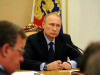Путин поручил создать агентство по делам национальностей